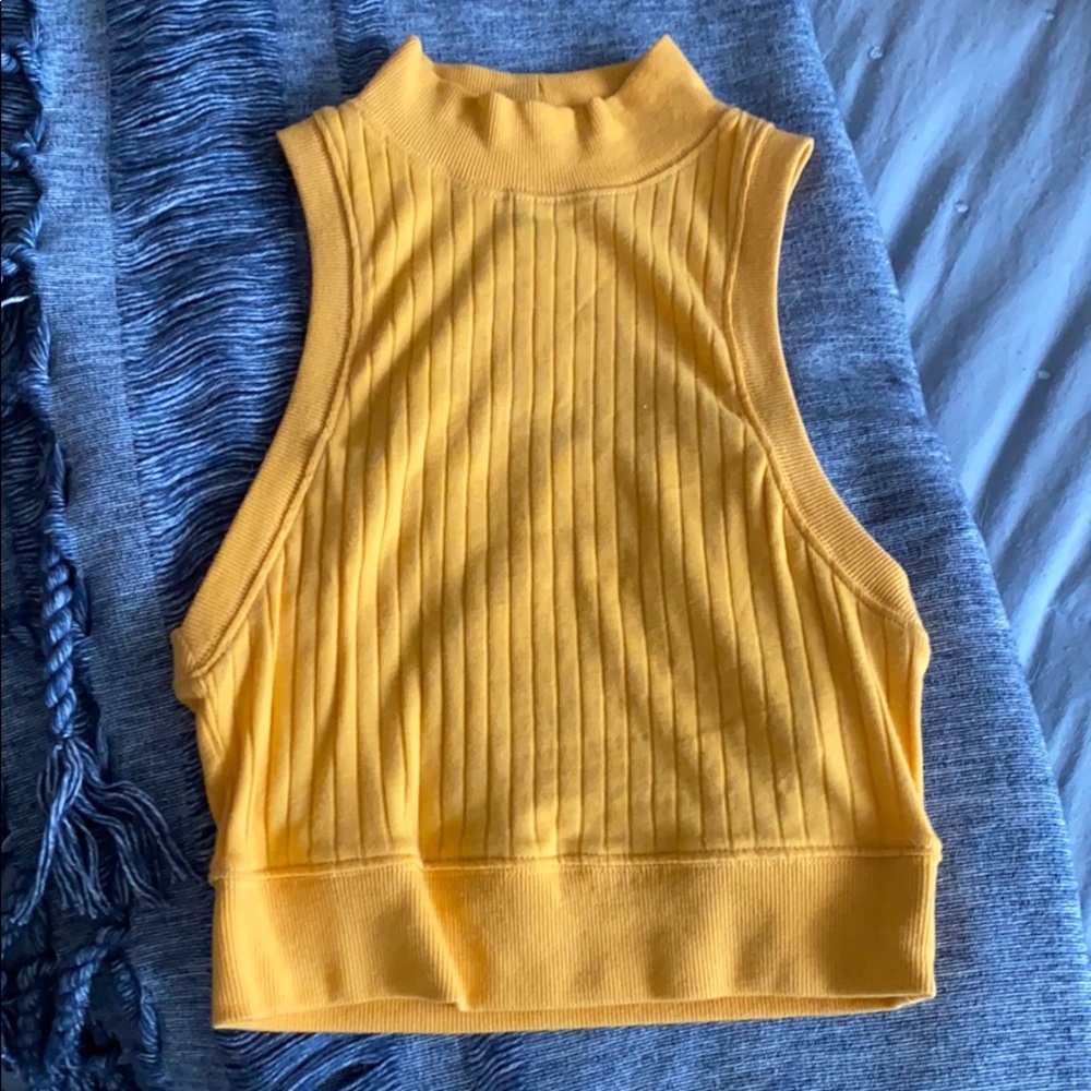 Mock neck crop too